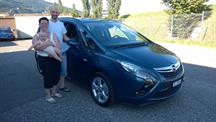 Familie Siegenthaler aus Bettlach mit ihrem Opel Zafira